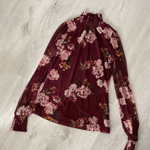 Burgundy floral turtleneck - Picture 1 of 2